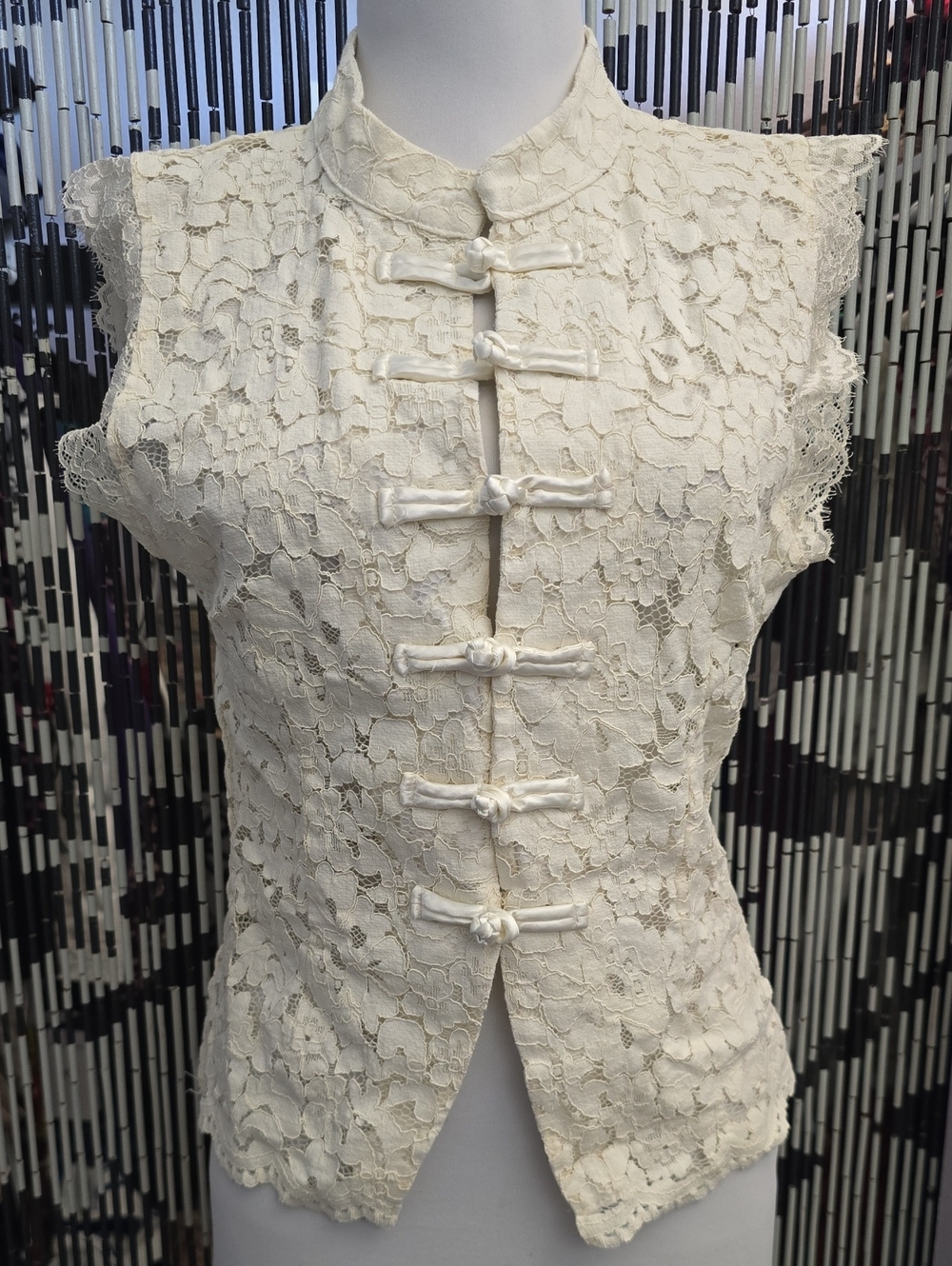 Cream Lace Mandarin-Collar Sleeveless Tank Top Size L